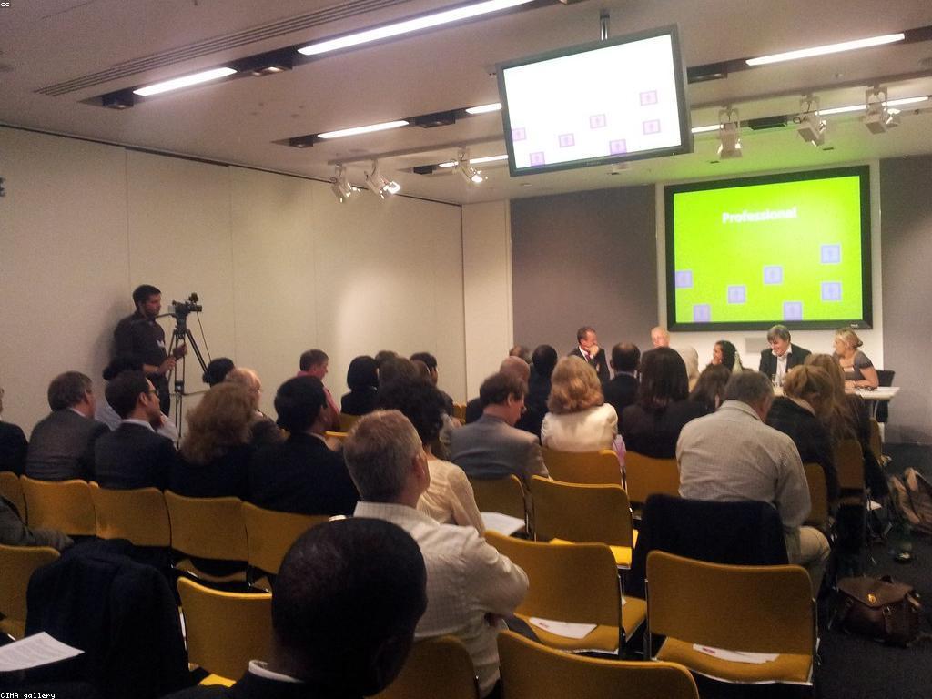 ដំណោះស្រាយហិរញ្ញវត្ថុសម្រាប់អាជីវកម្មអនឡាញ